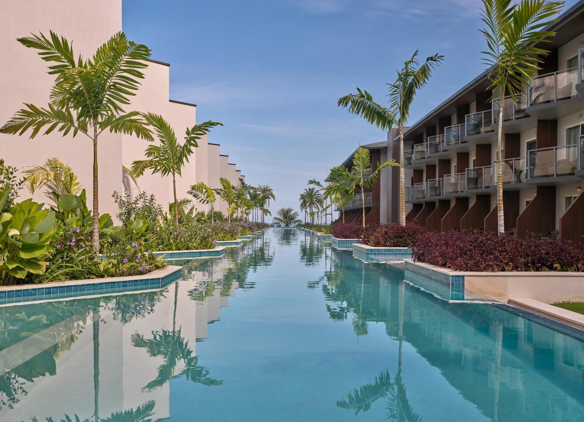 Crowne Plaza Fiji Nadi Bay Resort & Spa, An Ihg Hotel Extérieur photo
