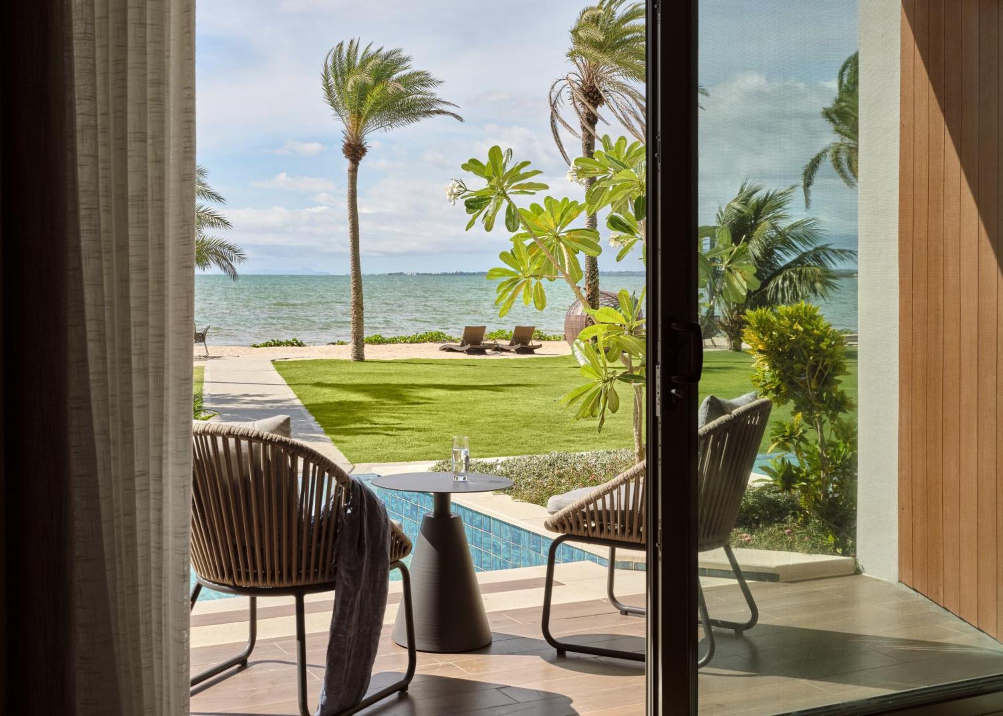 Crowne Plaza Fiji Nadi Bay Resort & Spa, An Ihg Hotel Extérieur photo