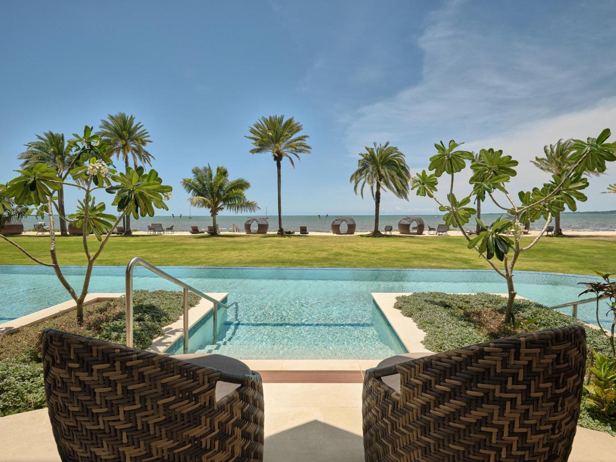 Crowne Plaza Fiji Nadi Bay Resort & Spa, An Ihg Hotel Extérieur photo